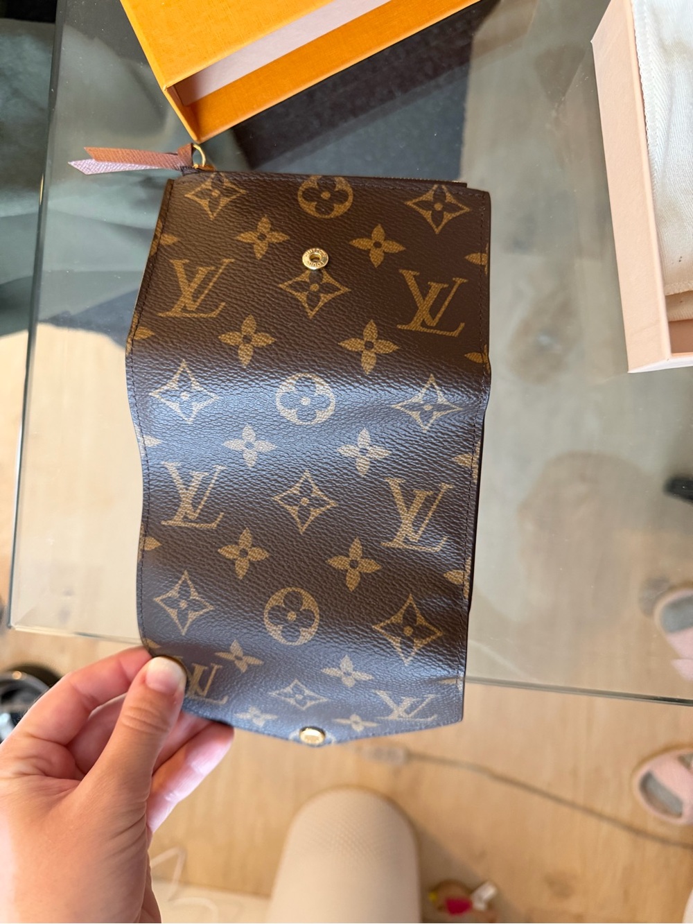 Louis Vuitton Monogram Snap Card Wallet - Brown/Gold - Picture 3 of 4